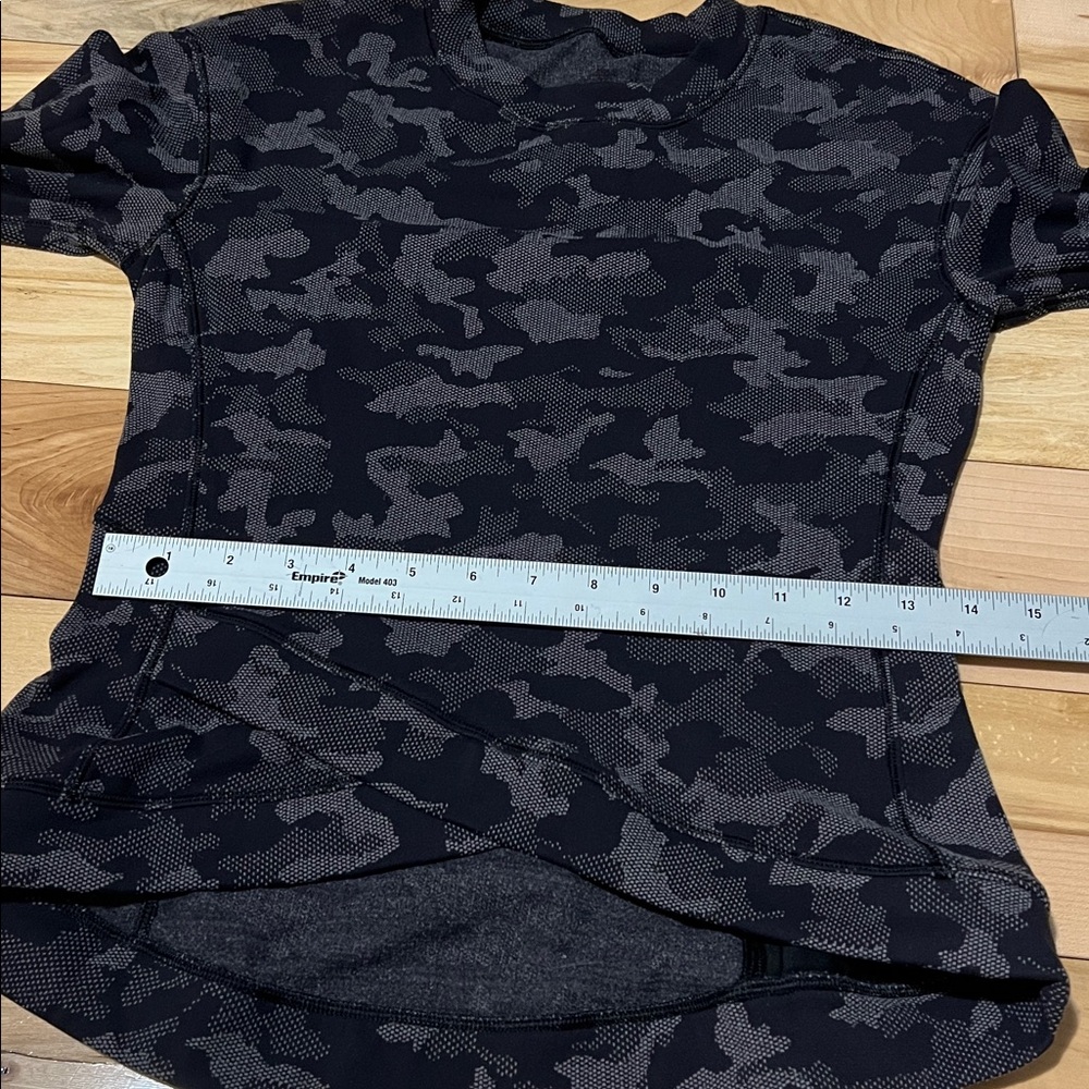 lululemon athletica Black Camo Long Sleeve Top - Picture 13 of 13